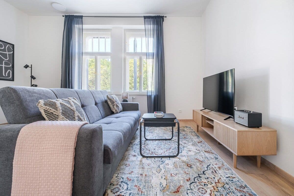 Pronájem bytu 51 m², Plzeňská, Praha, Praha Pronájem bytu 51 m², Plzeňská, Praha, Praha