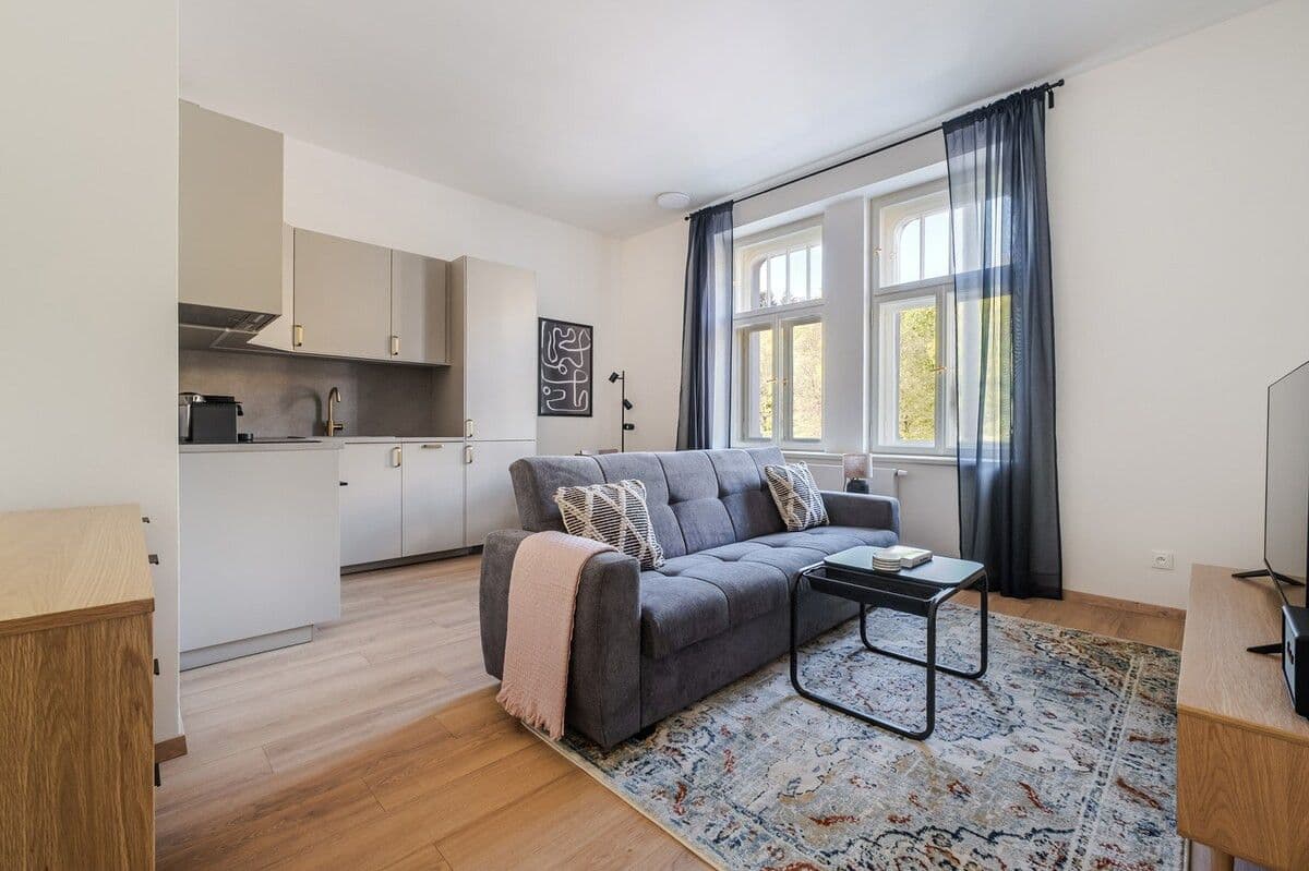 Pronájem bytu 51 m², Plzeňská, Praha, Praha Pronájem bytu 51 m², Plzeňská, Praha, Praha