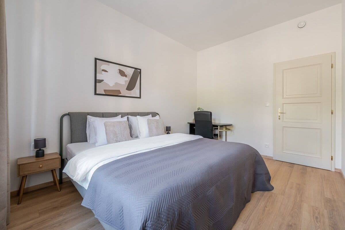 Pronájem bytu 51 m², Plzeňská, Praha, Praha Pronájem bytu 51 m², Plzeňská, Praha, Praha