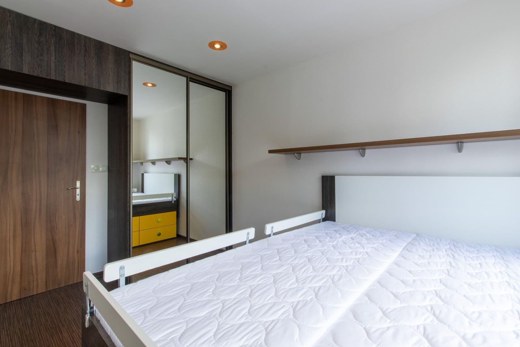 Pronájem bytu 2+kk 45 m², Hráského, Praha, Praha Pronájem bytu 2+kk 45 m², Hráského, Praha, Praha