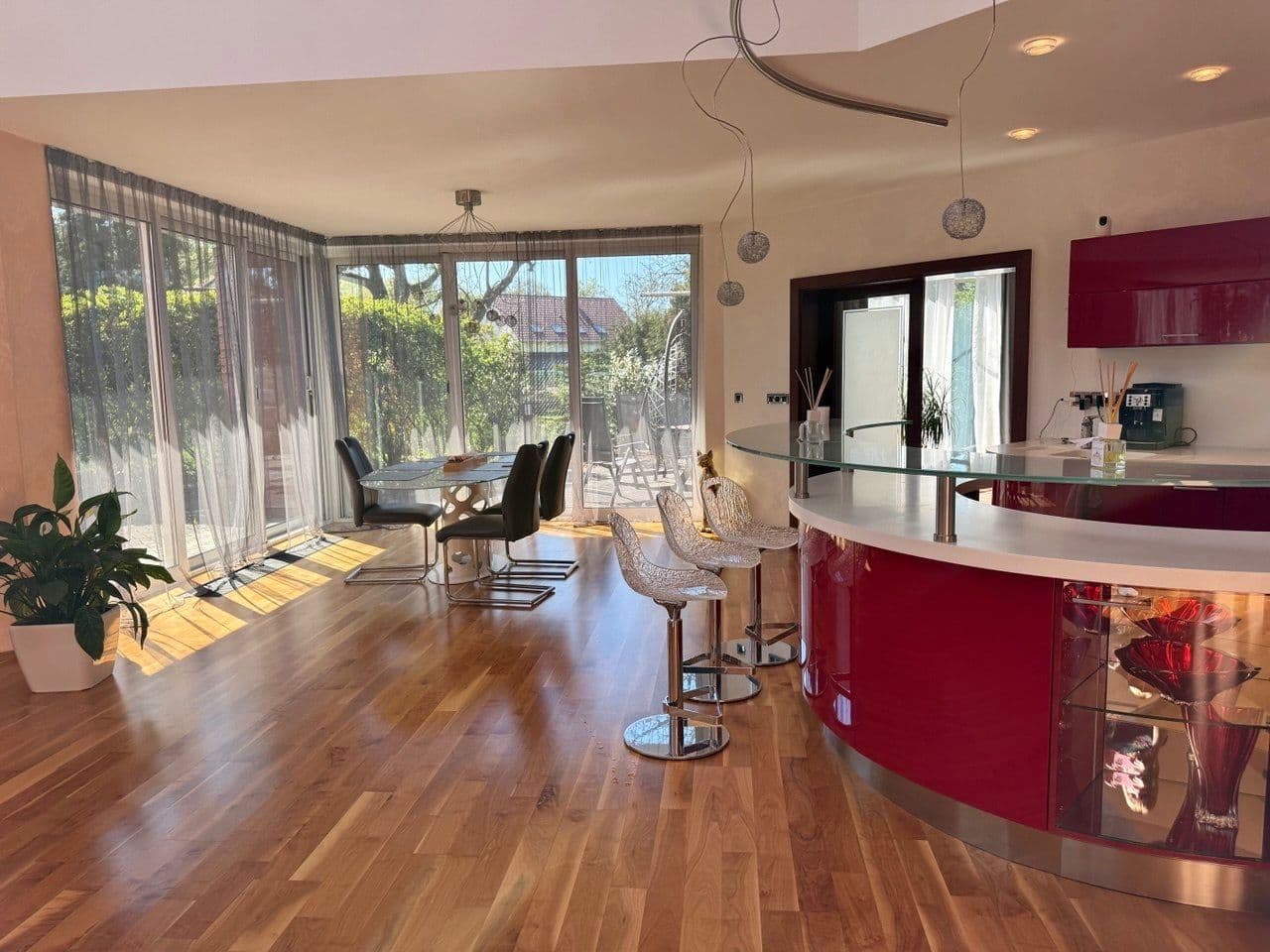 Prodej domu 350 m², pozemek 1.729 m², V Zahradách, Jirny, Středočeský kraj Prodej domu 350 m², pozemek 1.729 m², V Zahradách, Jirny, Středočeský kraj