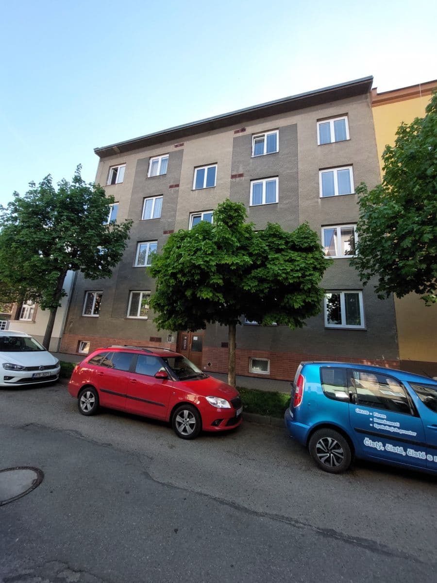 Prodej bytu 3+1 65 m², Pod Kosířem, Prostějov, Olomoucký kraj Prodej bytu 3+1 65 m², Pod Kosířem, Prostějov, Olomoucký kraj