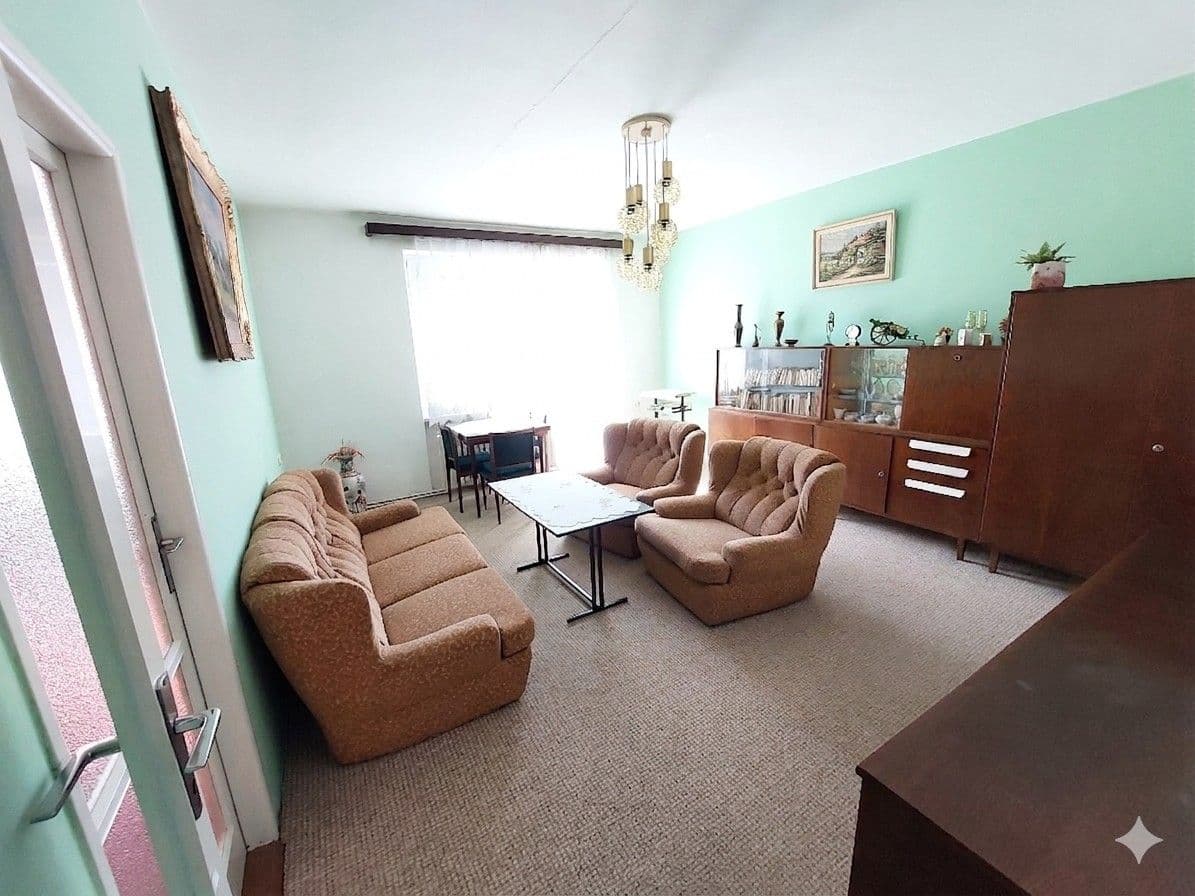 Prodej bytu 3+1 65 m², Pod Kosířem, Prostějov, Olomoucký kraj Prodej bytu 3+1 65 m², Pod Kosířem, Prostějov, Olomoucký kraj