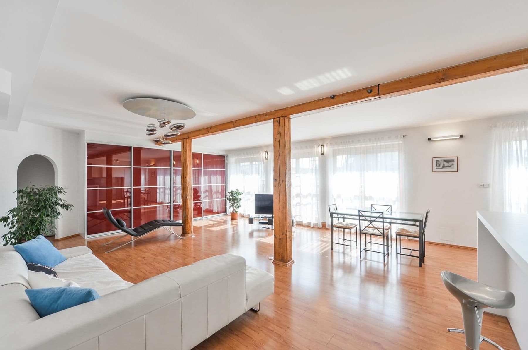 Pronájem bytu 4+kk 165 m², Jilemnického, Praha, Praha Pronájem bytu 4+kk 165 m², Jilemnického, Praha, Praha