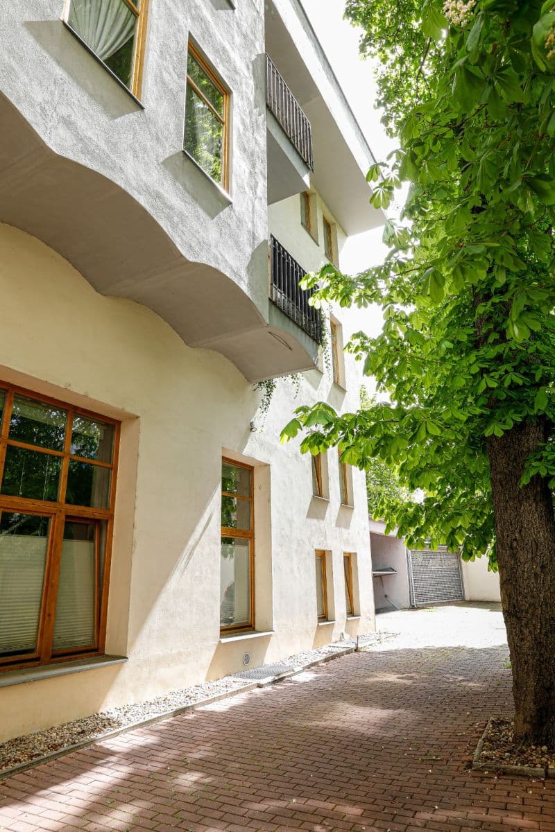 Prodej bytu 2+kk 54 m², Dělnická, Praha, Praha Prodej bytu 2+kk 54 m², Dělnická, Praha, Praha