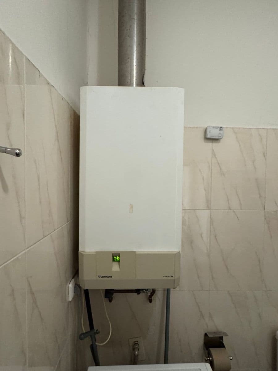 Pronájem bytu 2+kk 35 m², Umělecká, Praha, Praha Pronájem bytu 2+kk 35 m², Umělecká, Praha, Praha