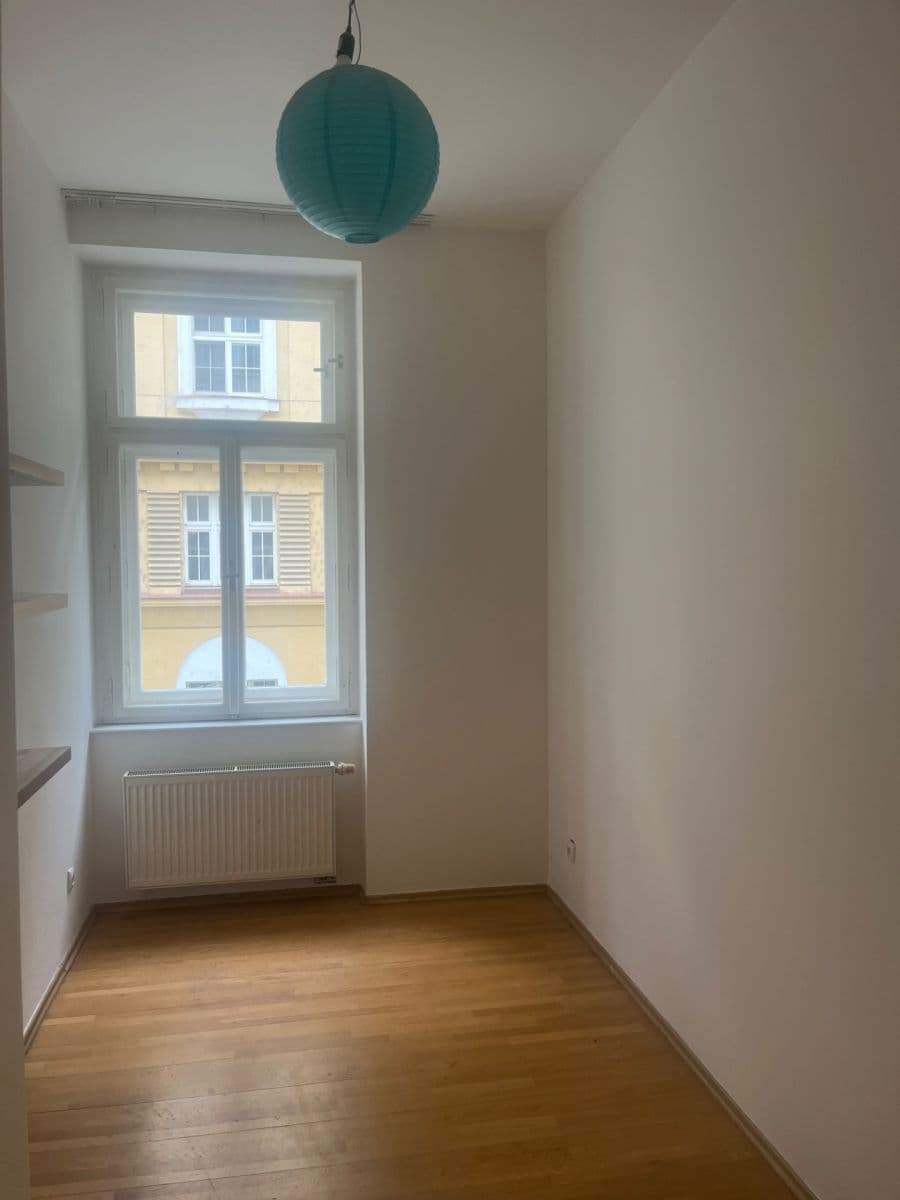 Pronájem bytu 2+kk 35 m², Umělecká, Praha, Praha Pronájem bytu 2+kk 35 m², Umělecká, Praha, Praha