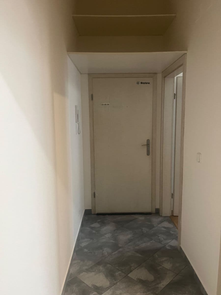 Pronájem bytu 2+kk 35 m², Umělecká, Praha, Praha Pronájem bytu 2+kk 35 m², Umělecká, Praha, Praha
