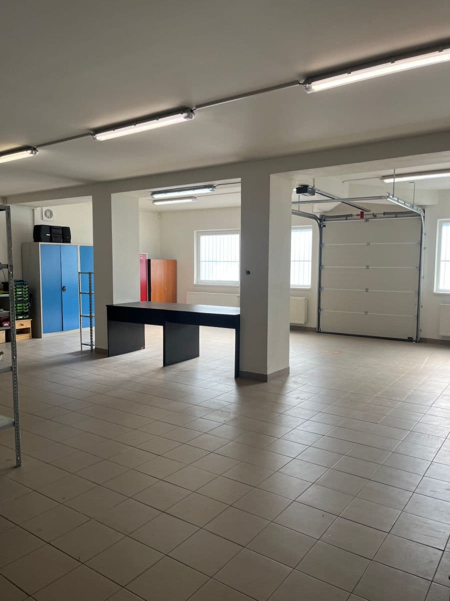 Prodej kanceláře 690 m², Nádražná, Šaľa, Nitriansky kraj Prodej kanceláře 690 m², Nádražná, Šaľa, Nitriansky kraj