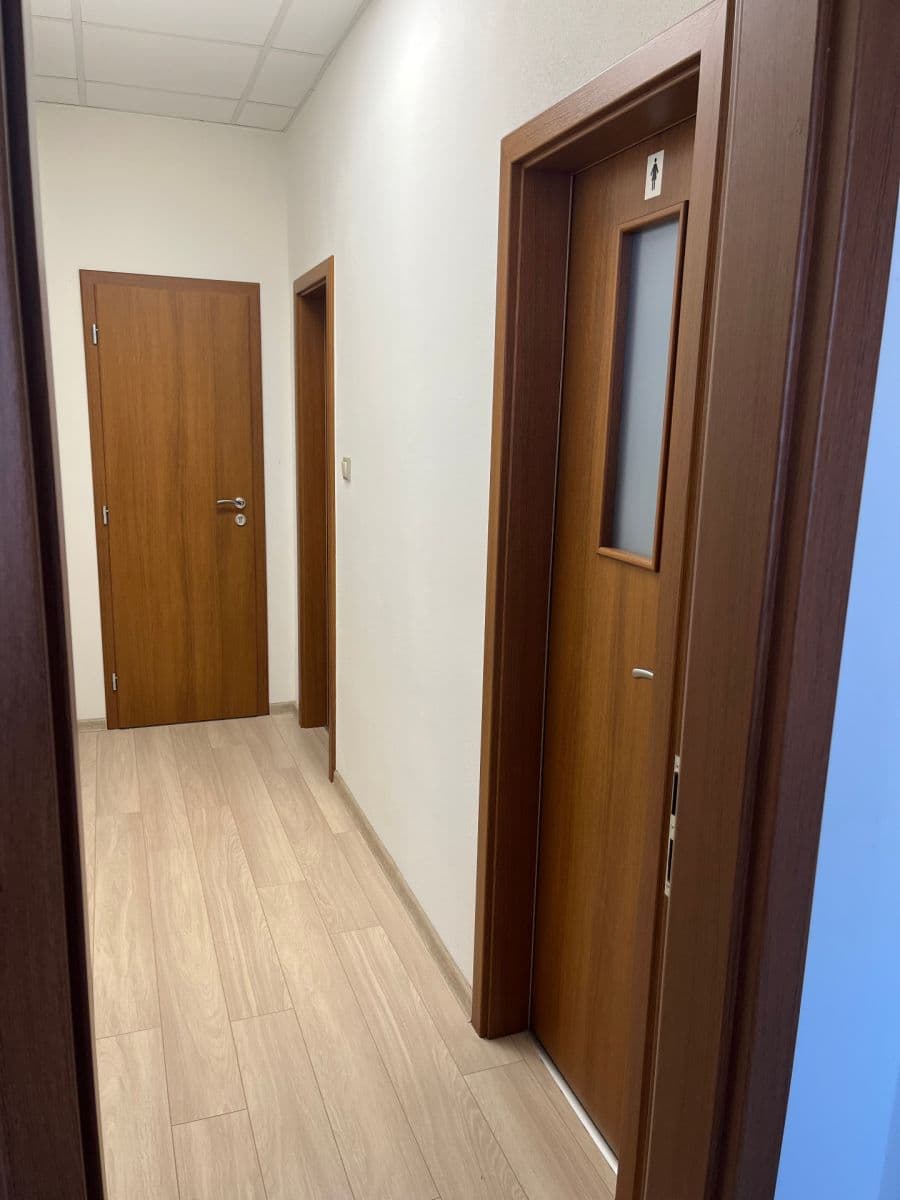 Prodej kanceláře 690 m², Nádražná, Šaľa, Nitriansky kraj Prodej kanceláře 690 m², Nádražná, Šaľa, Nitriansky kraj