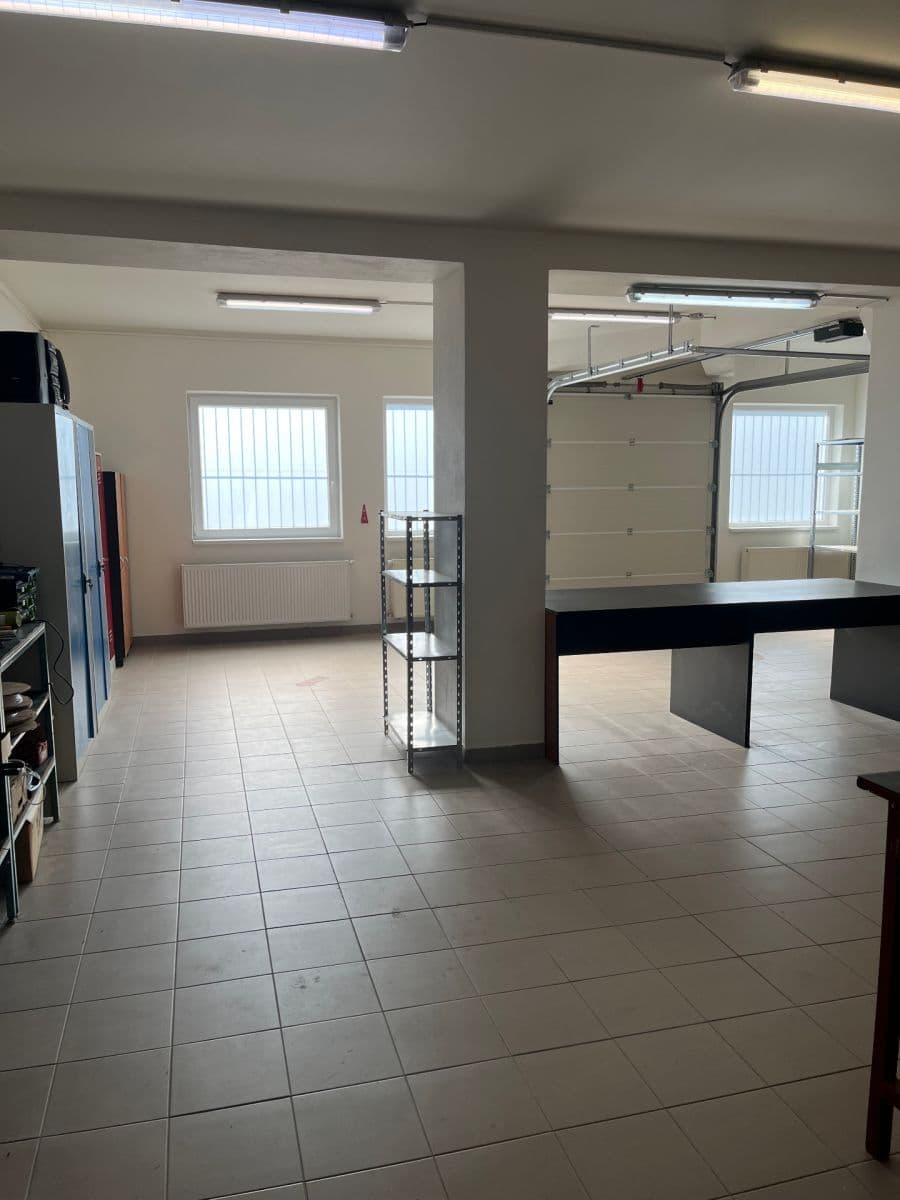 Prodej kanceláře 690 m², Nádražná, Šaľa, Nitriansky kraj Prodej kanceláře 690 m², Nádražná, Šaľa, Nitriansky kraj