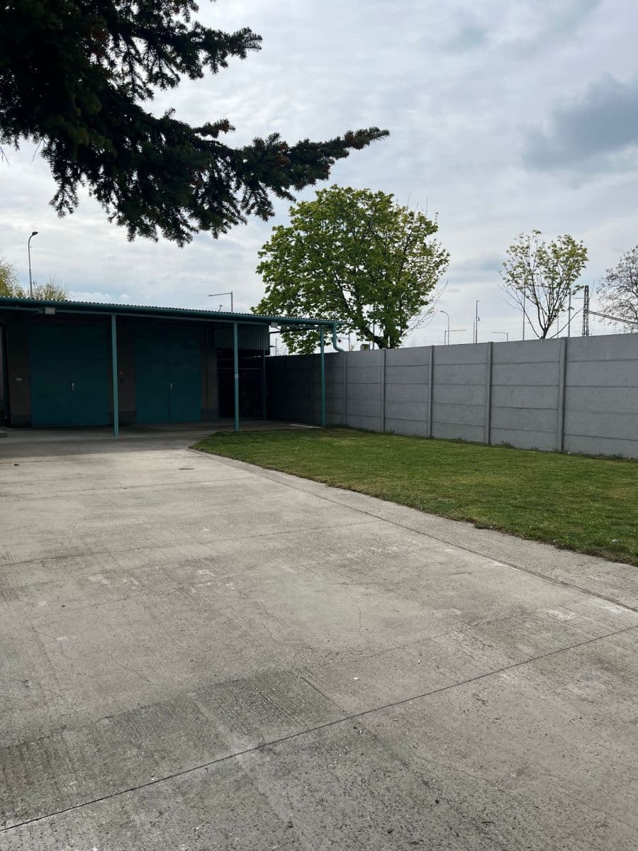 Prodej kanceláře 690 m², Nádražná, Šaľa, Nitriansky kraj Prodej kanceláře 690 m², Nádražná, Šaľa, Nitriansky kraj
