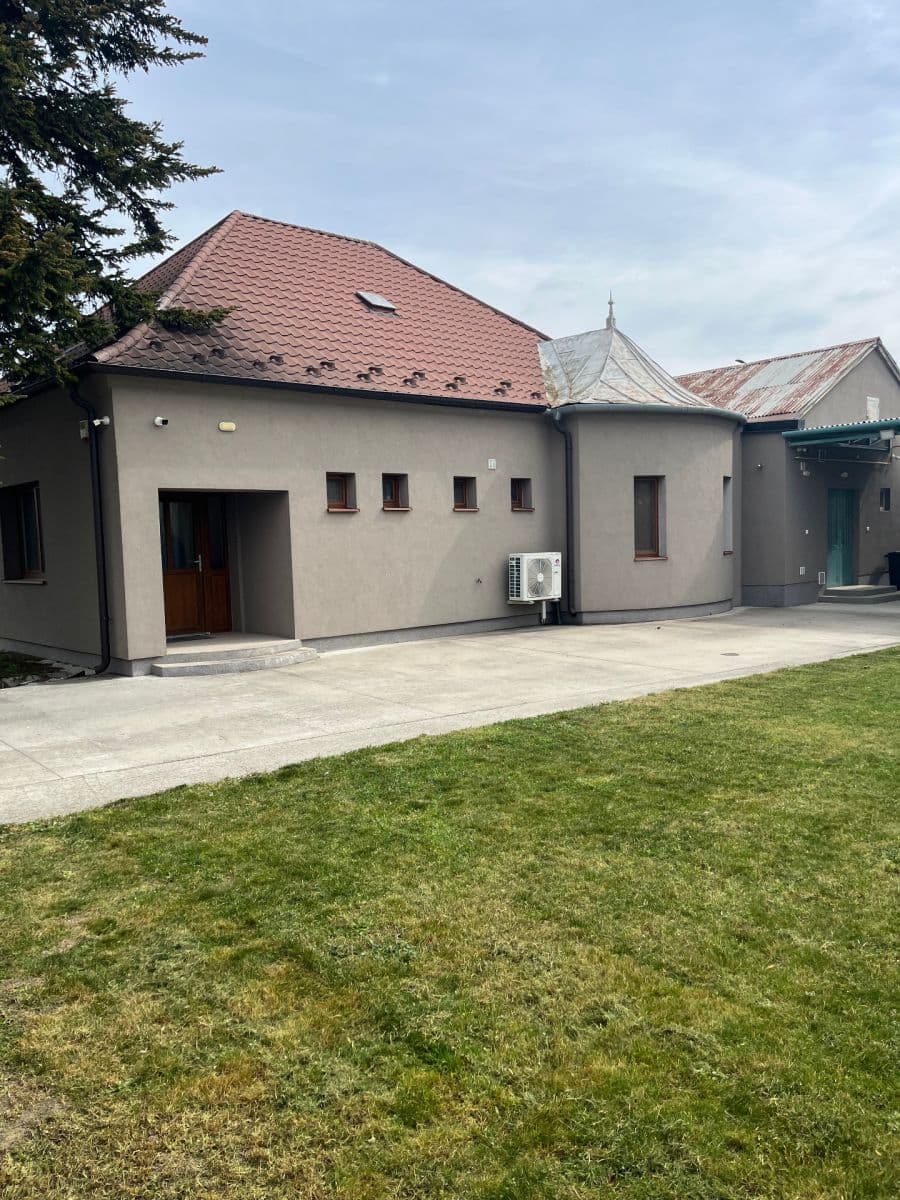 Prodej kanceláře 690 m², Nádražná, Šaľa, Nitriansky kraj Prodej kanceláře 690 m², Nádražná, Šaľa, Nitriansky kraj