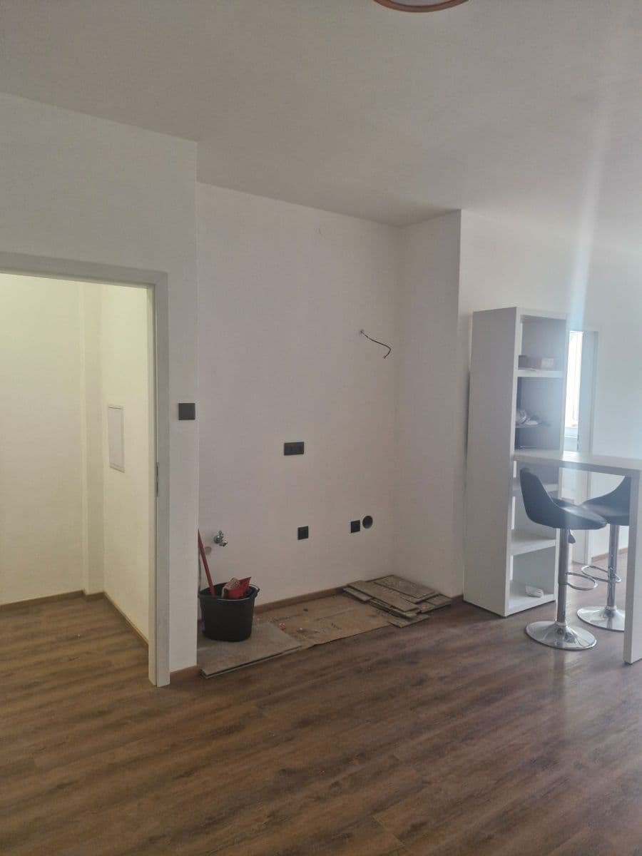 Prodej bytu 2+kk 43 m², Kolbenova, Praha, Praha Prodej bytu 2+kk 43 m², Kolbenova, Praha, Praha