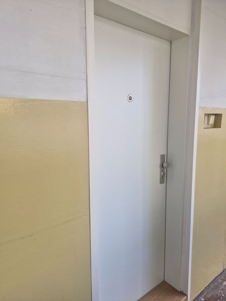Prodej bytu 2+kk 43 m², Kolbenova, Praha, Praha Prodej bytu 2+kk 43 m², Kolbenova, Praha, Praha