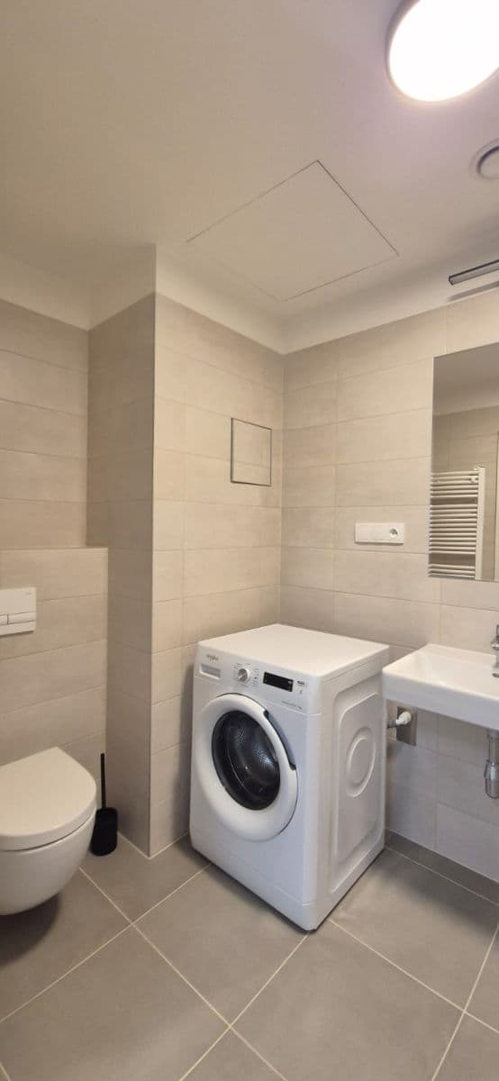 Pronájem bytu 2+kk 50 m², Komořanská, Praha, Praha Pronájem bytu 2+kk 50 m², Komořanská, Praha, Praha