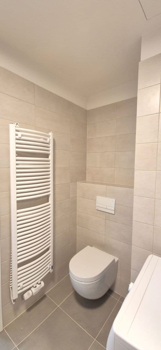 Pronájem bytu 2+kk 50 m², Komořanská, Praha, Praha Pronájem bytu 2+kk 50 m², Komořanská, Praha, Praha