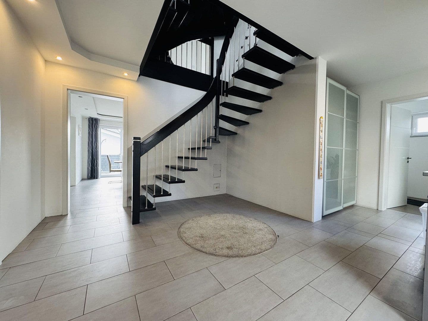 Prodej domu 177 m², pozemek 644 m², Johanne-Stelzer-Straße 36 2016, Vlotho, Severní Porýní-Vestfálsko Prodej domu 177 m², pozemek 644 m², Johanne-Stelzer-Straße 36 2016, Vlotho, Severní Porýní-Vestfálsko