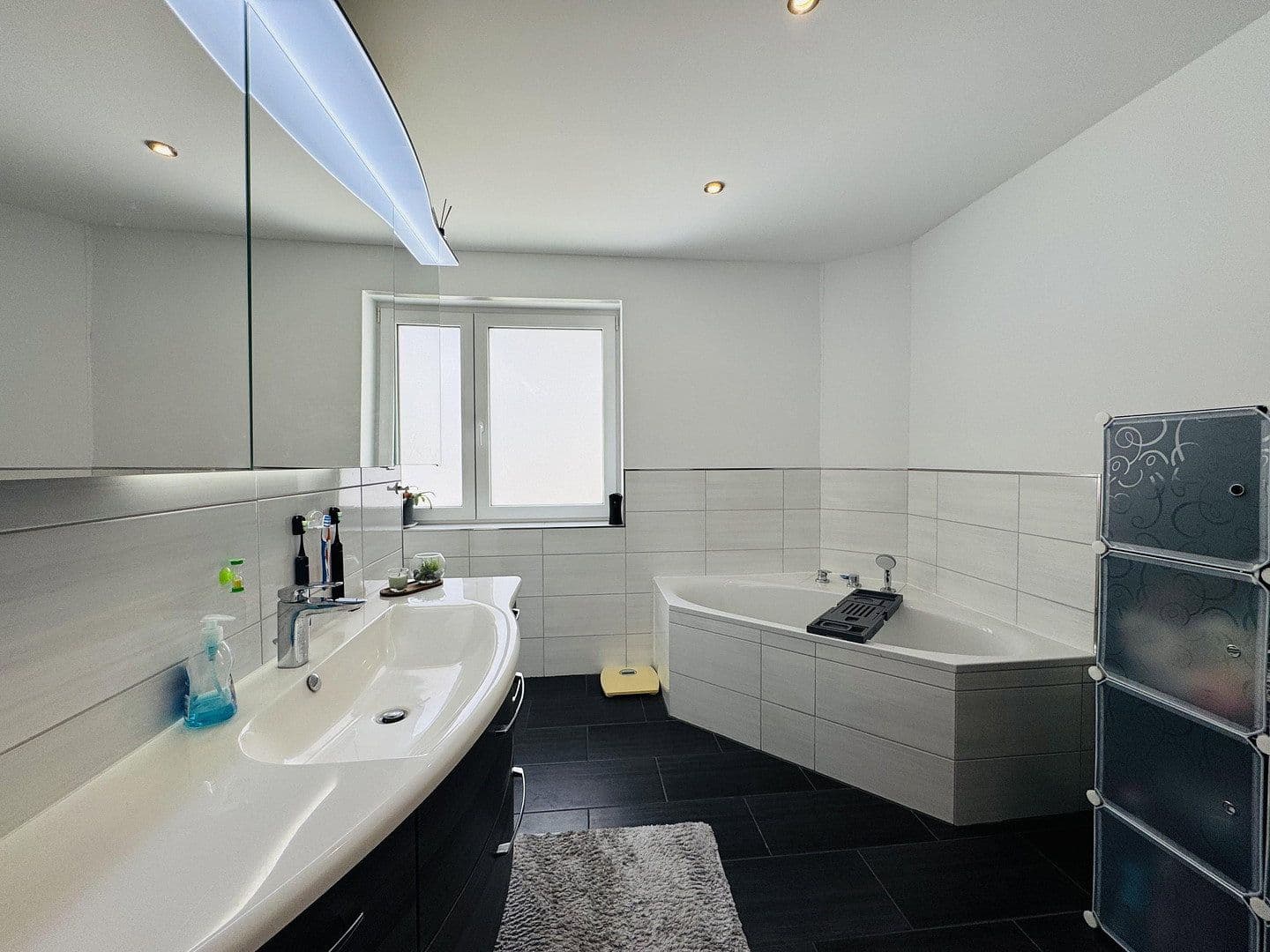 Prodej domu 177 m², pozemek 644 m², Johanne-Stelzer-Straße 36 2016, Vlotho, Severní Porýní-Vestfálsko Prodej domu 177 m², pozemek 644 m², Johanne-Stelzer-Straße 36 2016, Vlotho, Severní Porýní-Vestfálsko