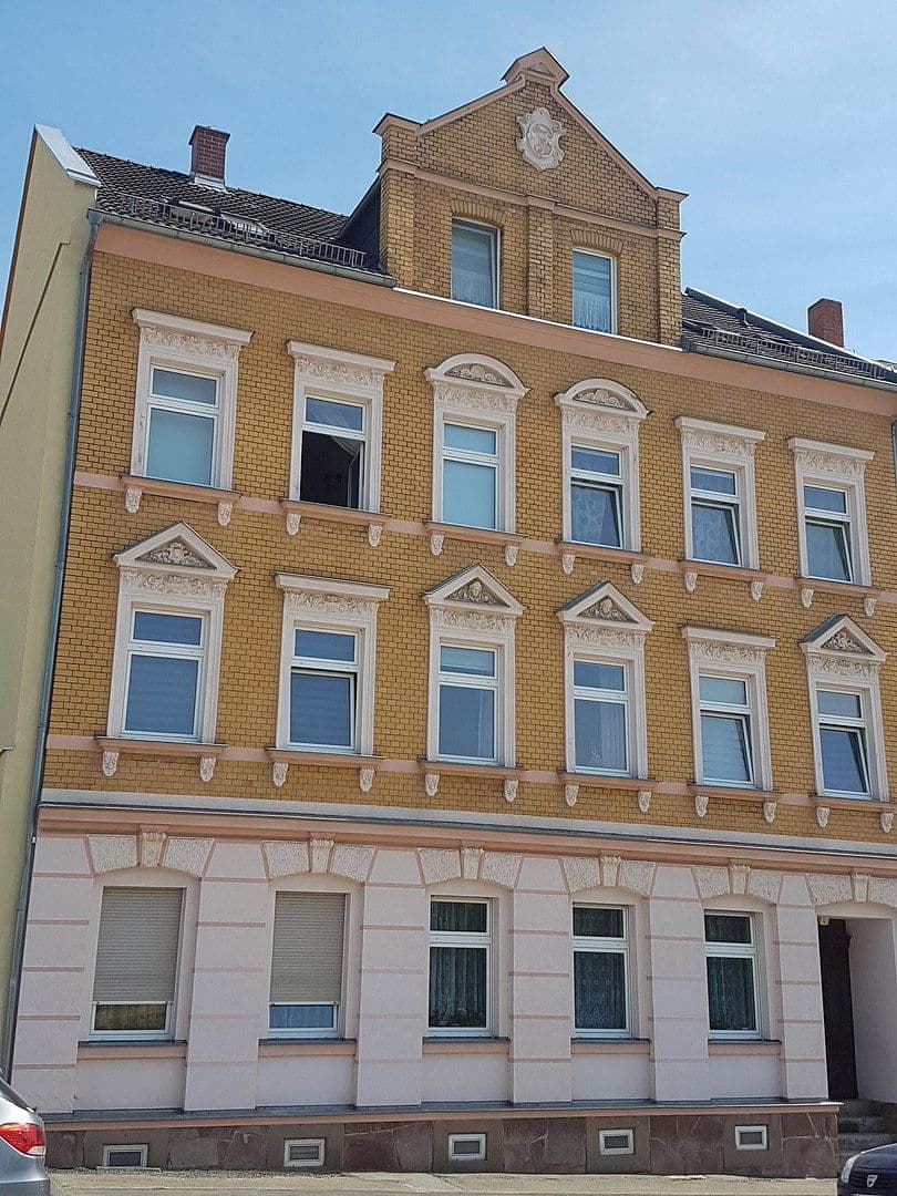 Pronájem bytu 4+1 109 m², Schlachthofstraße 38, Glauchau, Sasko Pronájem bytu 4+1 109 m², Schlachthofstraße 38, Glauchau, Sasko