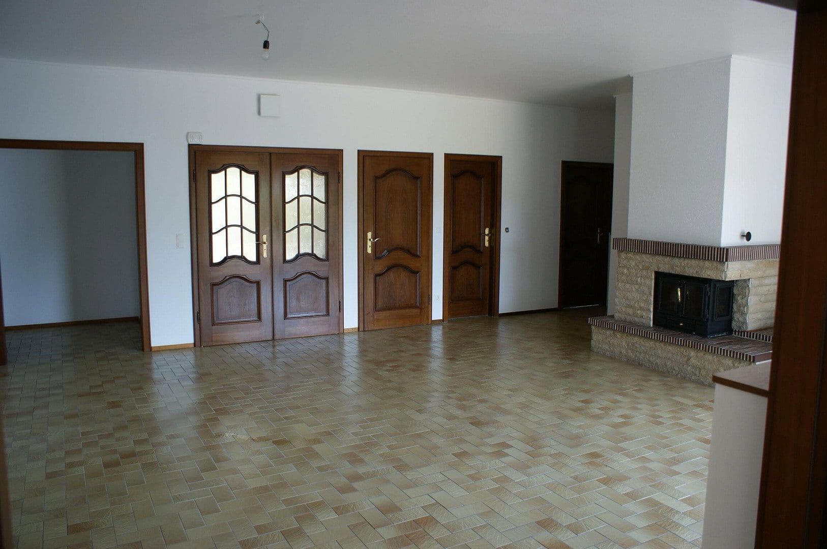 Prodej domu 265 m², pozemek 1.321 m², Berlin, Berlín Prodej domu 265 m², pozemek 1.321 m², Berlin, Berlín