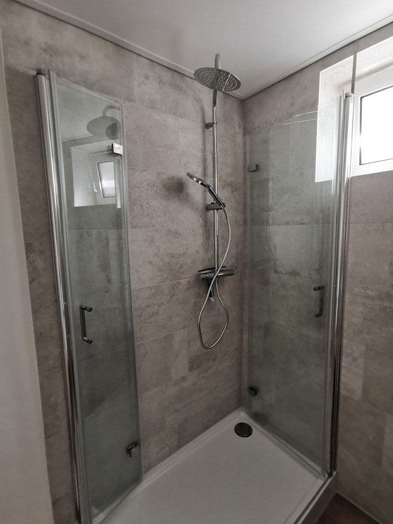 Pronájem bytu 1+1 40 m², Griesheim, Hessen Pronájem bytu 1+1 40 m², Griesheim, Hessen