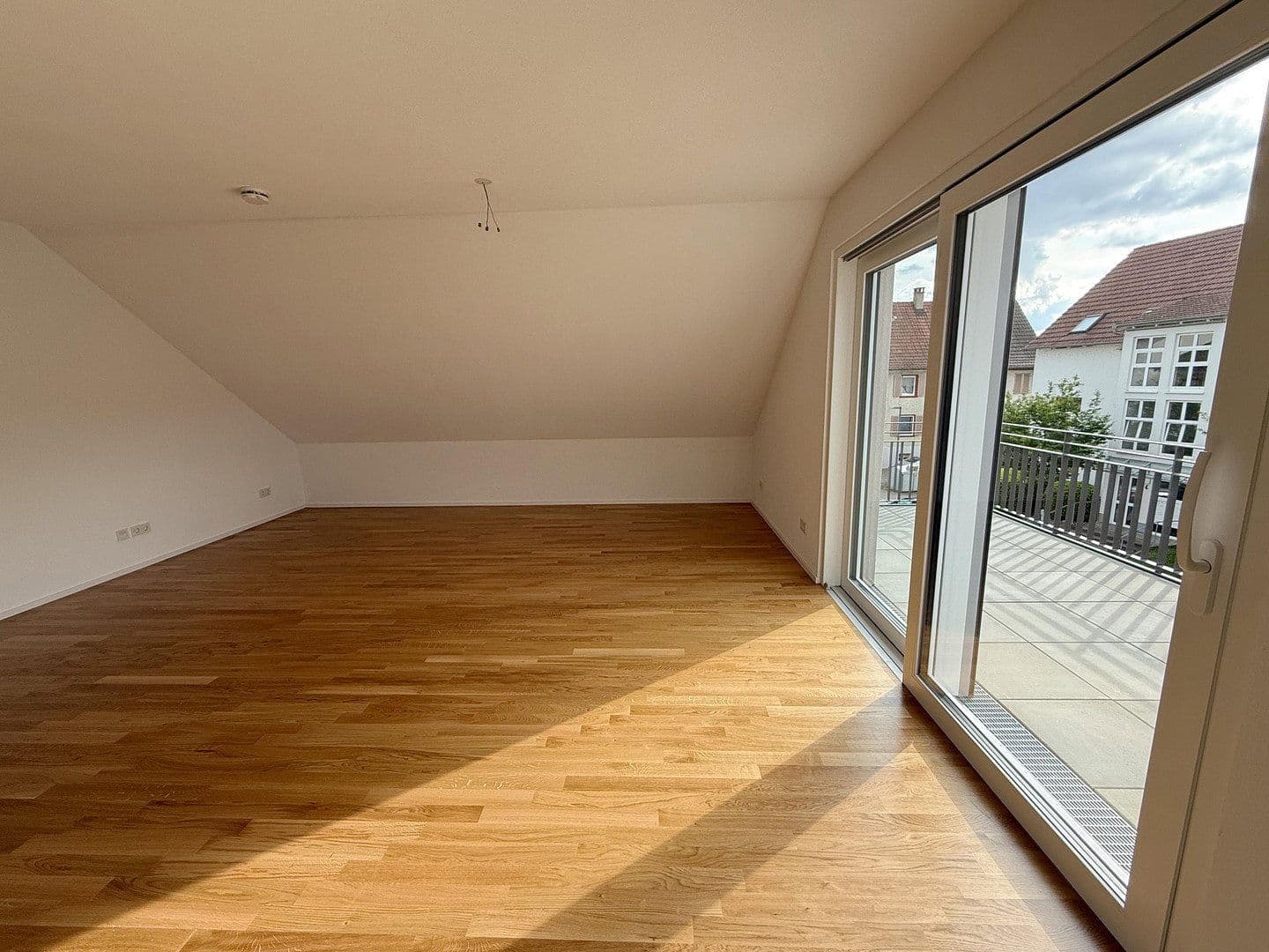 Pronájem bytu 3+1 97 m², Fischinger Straße, Binzen, Bádensko-Württembersko Pronájem bytu 3+1 97 m², Fischinger Straße, Binzen, Bádensko-Württembersko