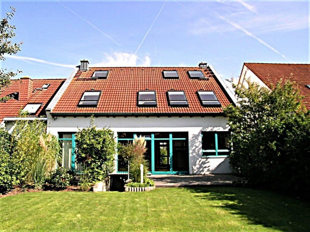 Pronájem domu 200 m², pozemek 420 m², Dietzenbach, Hessen Pronájem domu 200 m², pozemek 420 m², Dietzenbach, Hessen