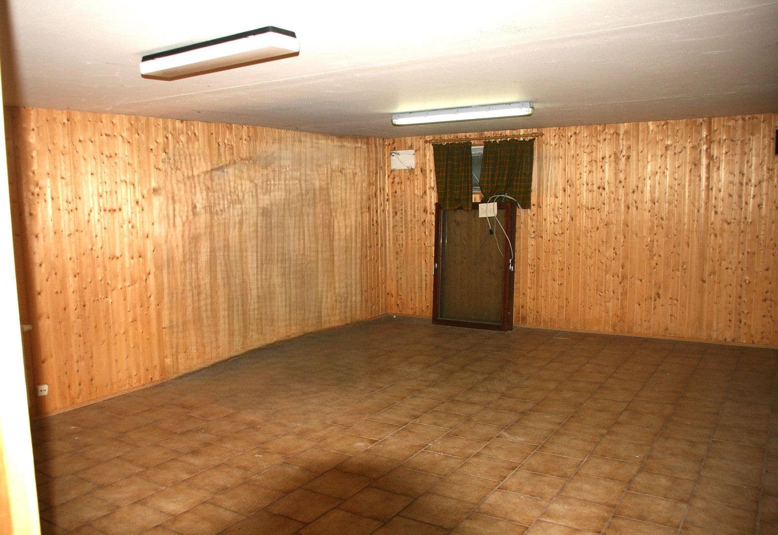 Prodej domu 297 m², pozemek 1.000 m², Laaber, Bavorsko Prodej domu 297 m², pozemek 1.000 m², Laaber, Bavorsko