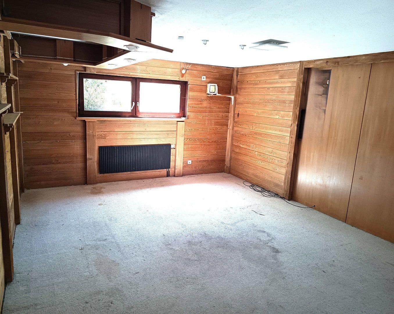 Prodej domu 297 m², pozemek 1.000 m², Laaber, Bavorsko Prodej domu 297 m², pozemek 1.000 m², Laaber, Bavorsko