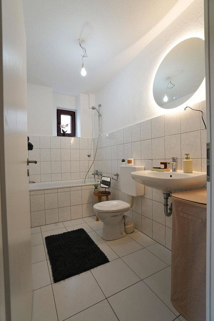Prodej bytu 2+1 52 m², Föhrenstraße 27, Bremen, Bremen Prodej bytu 2+1 52 m², Föhrenstraße 27, Bremen, Bremen