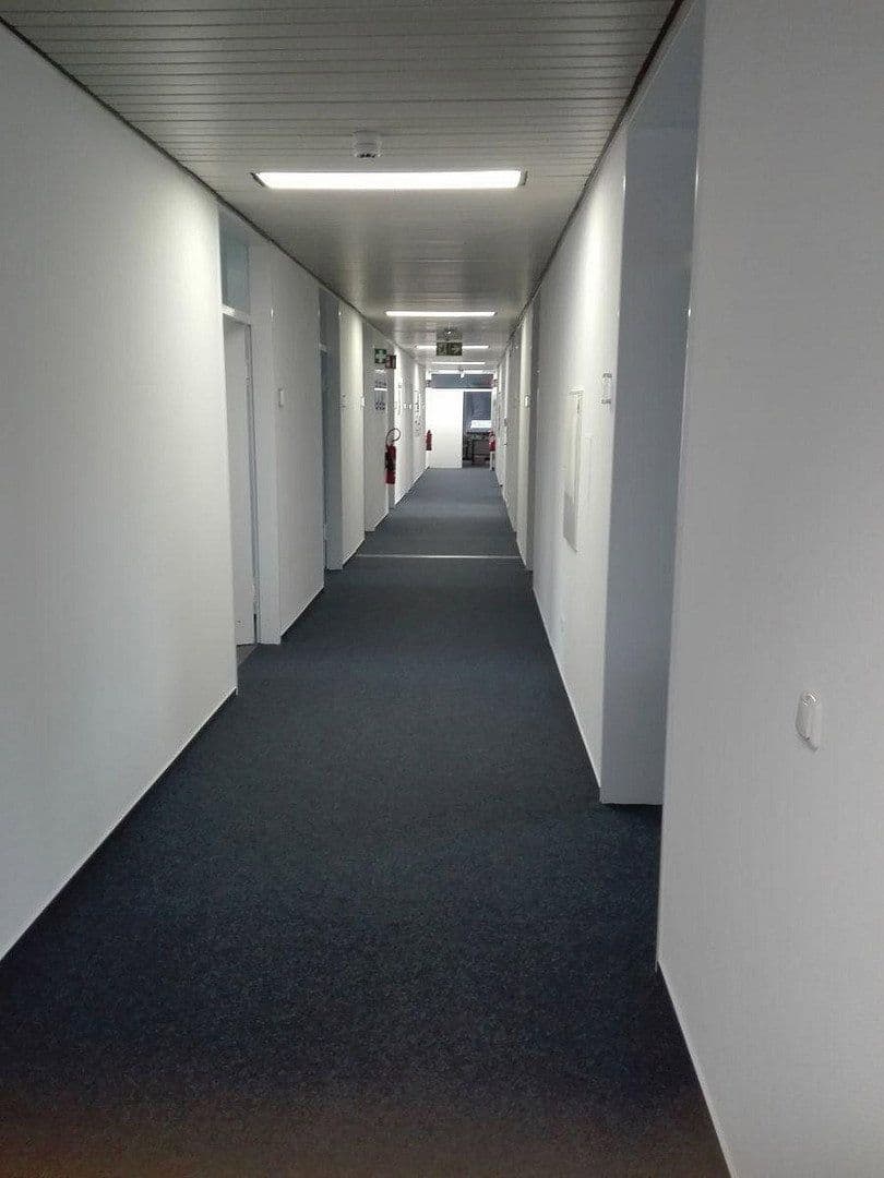 Pronájem kanceláře 107 m², Herzog-Bernd-Str. 2-4, Soltau, Dolní Sasko Pronájem kanceláře 107 m², Herzog-Bernd-Str. 2-4, Soltau, Dolní Sasko