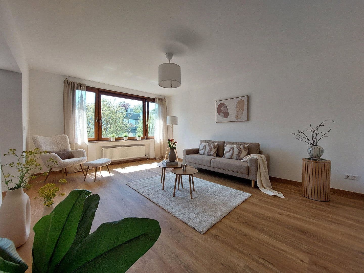Prodej bytu 4+kk 93 m², Leonberg, Bádensko-Württembersko Prodej bytu 4+kk 93 m², Leonberg, Bádensko-Württembersko