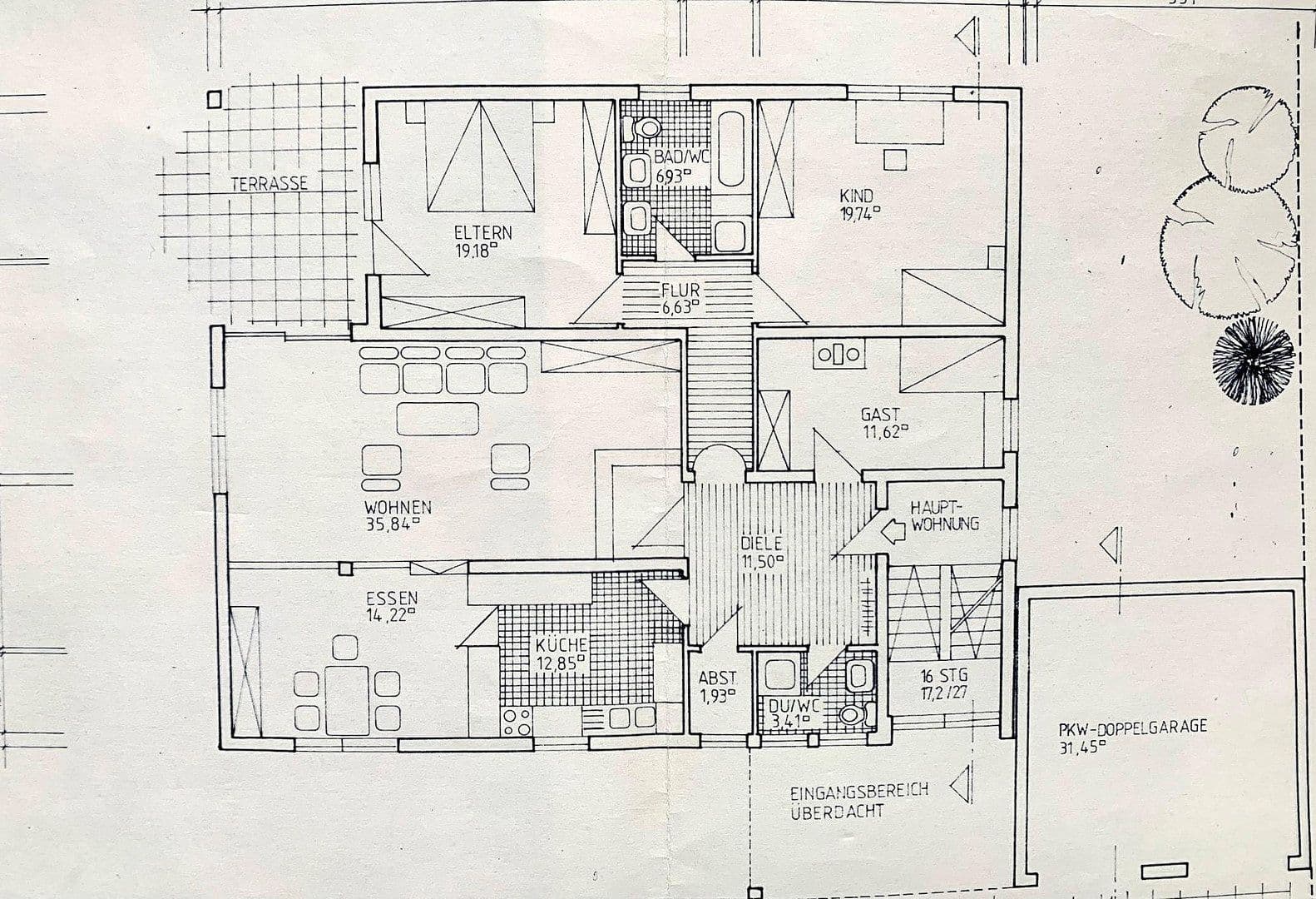 Pronájem bytu 5+1 146 m², Zeller Strasse 26, Margetshöchheim, Bavorsko Pronájem bytu 5+1 146 m², Zeller Strasse 26, Margetshöchheim, Bavorsko