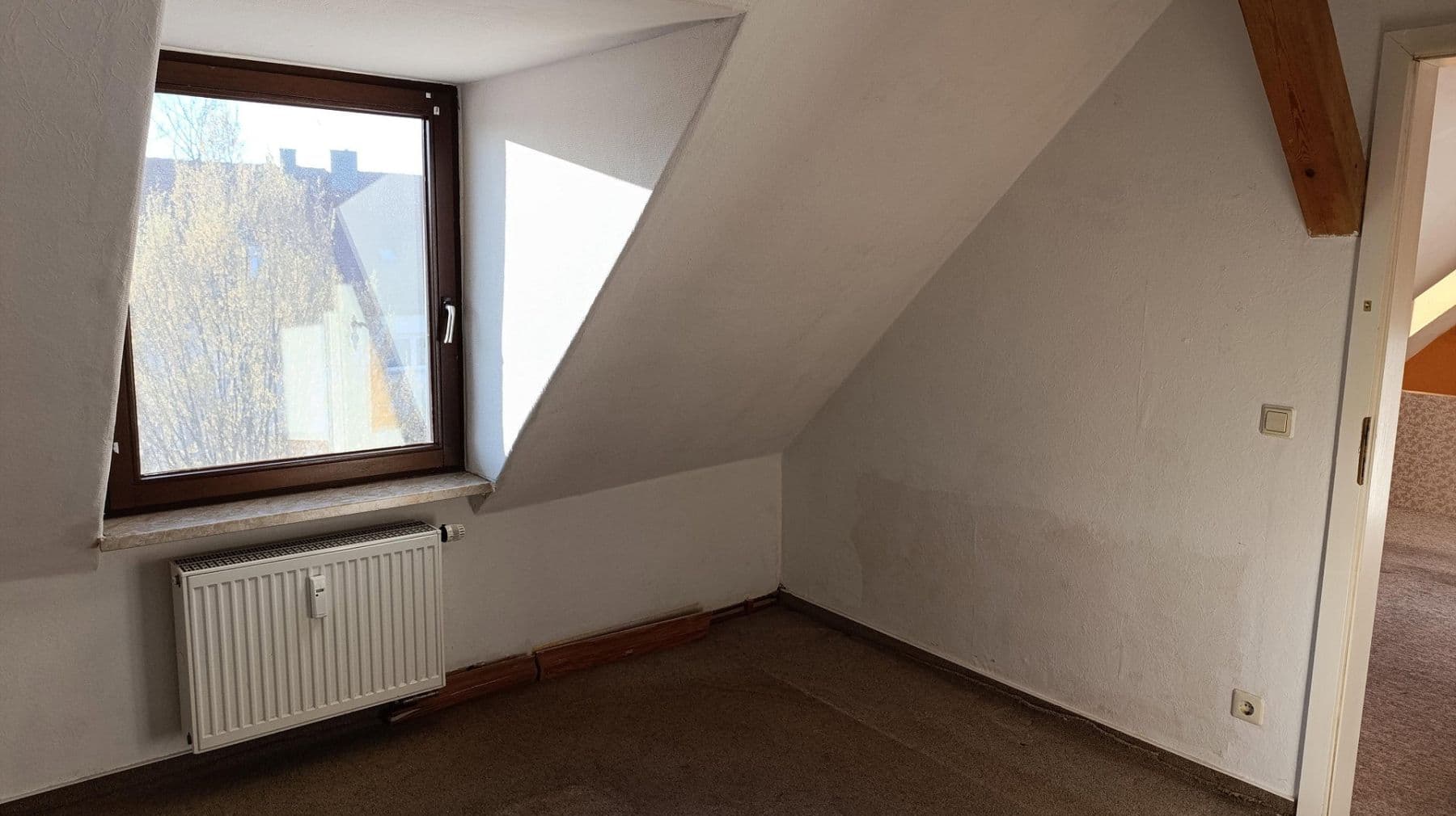 Prodej bytu 4+1 67 m², Franz-Ludwig-Rasch-Straße 52, Naumburg (Saale), Sasko-Anhaltsko Prodej bytu 4+1 67 m², Franz-Ludwig-Rasch-Straße 52, Naumburg (Saale), Sasko-Anhaltsko