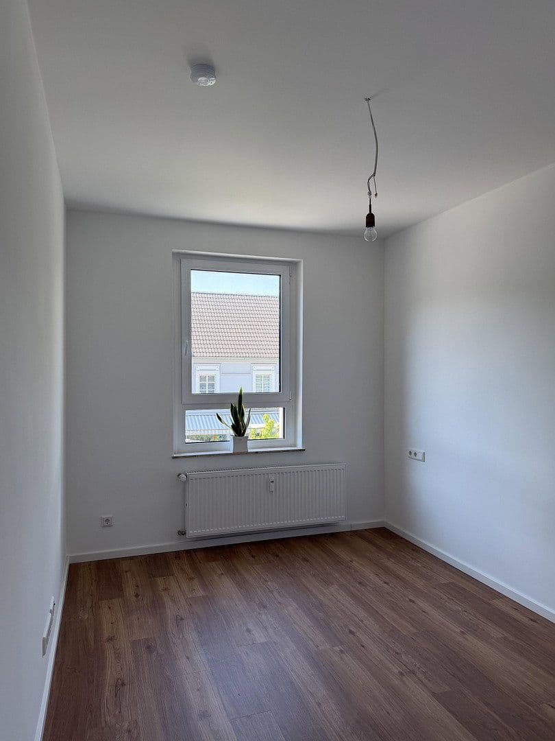 Pronájem bytu 2+1 85 m², Langenfeld (Rheinland), Severní Porýní-Vestfálsko Pronájem bytu 2+1 85 m², Langenfeld (Rheinland), Severní Porýní-Vestfálsko
