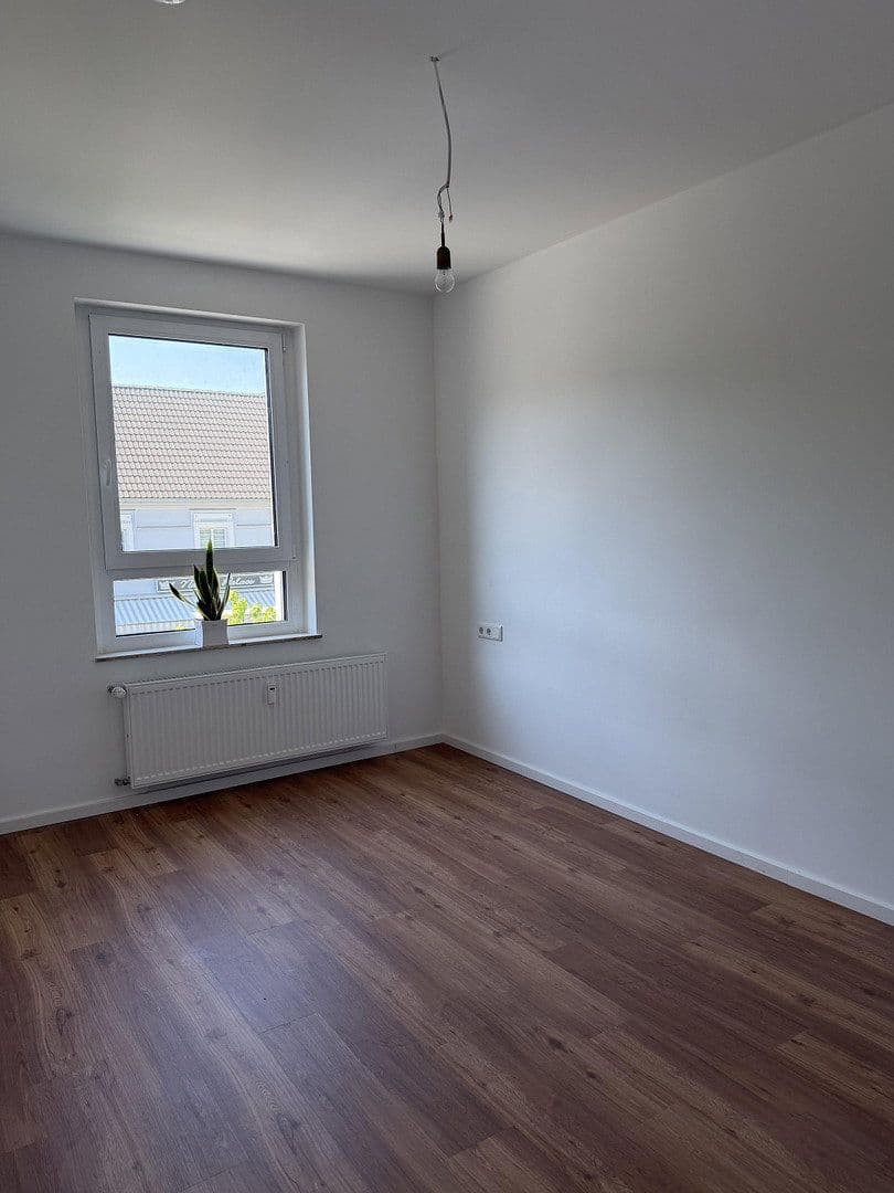Pronájem bytu 2+1 85 m², Langenfeld (Rheinland), Severní Porýní-Vestfálsko Pronájem bytu 2+1 85 m², Langenfeld (Rheinland), Severní Porýní-Vestfálsko