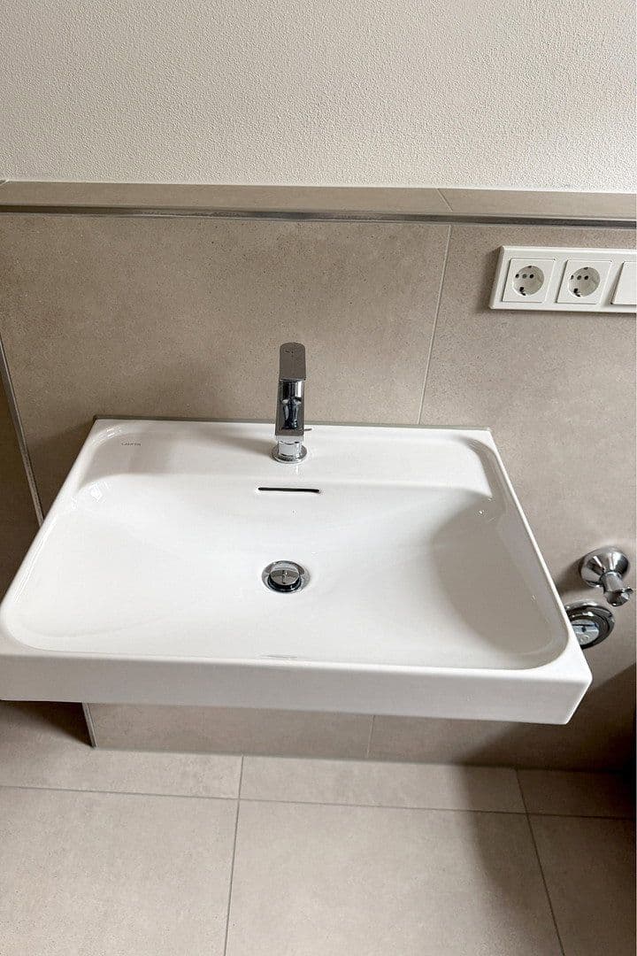 Pronájem bytu 3+1 64 m², An der Schwefelquelle 2, Schwandorf, Bavorsko Pronájem bytu 3+1 64 m², An der Schwefelquelle 2, Schwandorf, Bavorsko