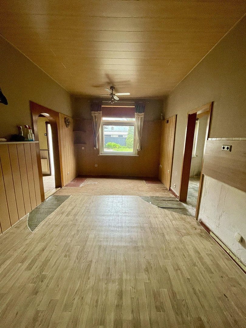 Prodej domu 130 m², pozemek 402 m², An der Schanze 9, Wunstorf, Dolní Sasko Prodej domu 130 m², pozemek 402 m², An der Schanze 9, Wunstorf, Dolní Sasko