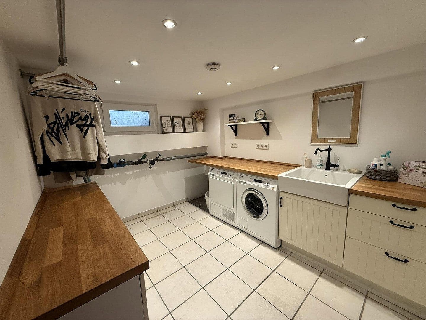 Prodej domu 136 m², pozemek 310 m², Krefeld, Severní Porýní-Vestfálsko Prodej domu 136 m², pozemek 310 m², Krefeld, Severní Porýní-Vestfálsko