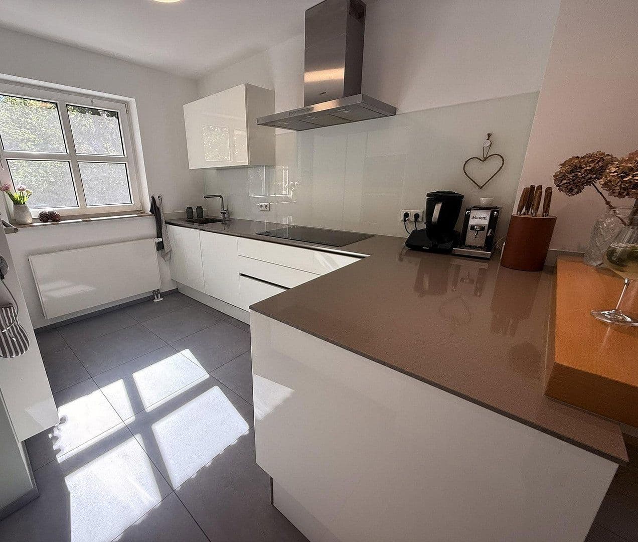 Prodej domu 136 m², pozemek 310 m², Krefeld, Severní Porýní-Vestfálsko Prodej domu 136 m², pozemek 310 m², Krefeld, Severní Porýní-Vestfálsko