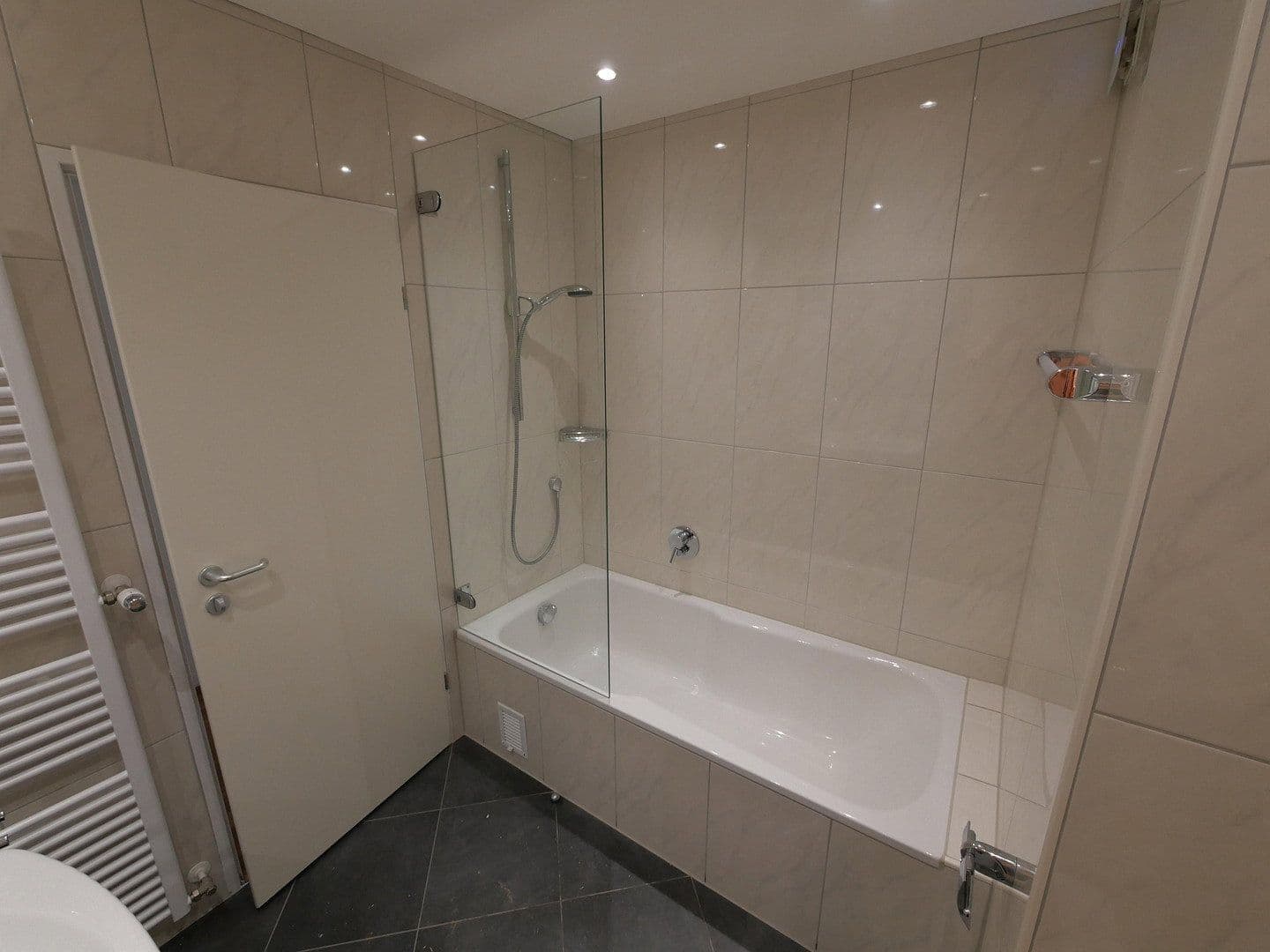 Pronájem bytu 2+1 72 m², Merzenicher Straße 6, Düren, Severní Porýní-Vestfálsko Pronájem bytu 2+1 72 m², Merzenicher Straße 6, Düren, Severní Porýní-Vestfálsko