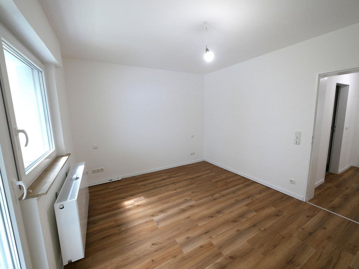 Pronájem bytu 2+1 72 m², Merzenicher Straße 6, Düren, Severní Porýní-Vestfálsko Pronájem bytu 2+1 72 m², Merzenicher Straße 6, Düren, Severní Porýní-Vestfálsko