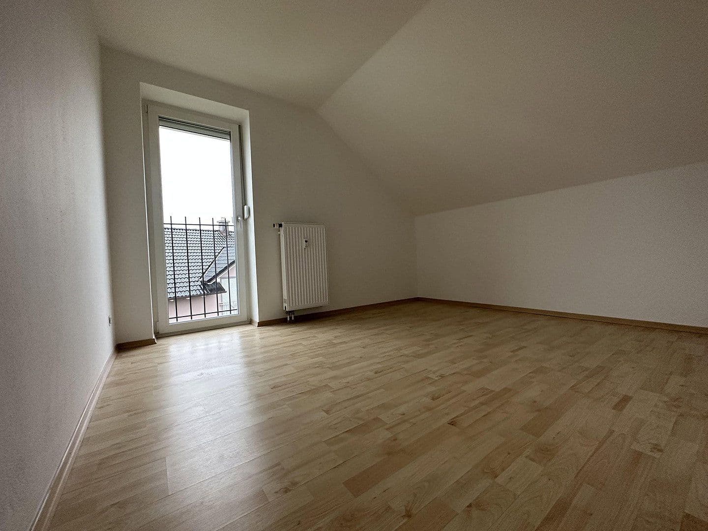 Pronájem bytu 3+1 74 m², Liebigstraße 16a, Waldkraiburg, Bavorsko Pronájem bytu 3+1 74 m², Liebigstraße 16a, Waldkraiburg, Bavorsko