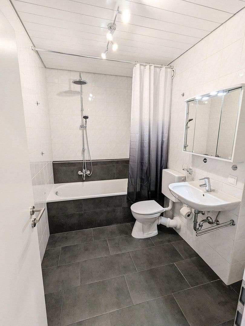 Pronájem bytu 2+kk 67 m², Woogstr. 36, Neuhofen, Porýní-Falc Pronájem bytu 2+kk 67 m², Woogstr. 36, Neuhofen, Porýní-Falc