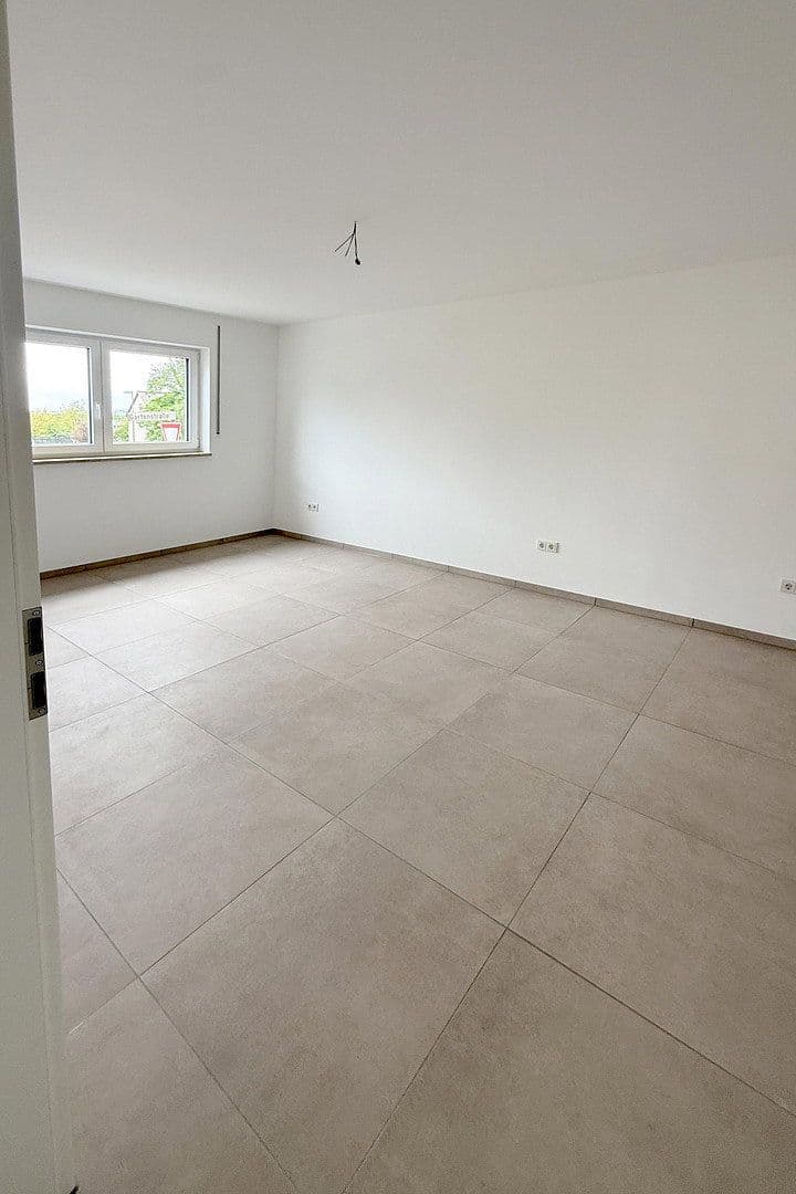 Pronájem bytu 4+1 95 m², An der Schwefelquelle 2, Schwandorf, Bavorsko Pronájem bytu 4+1 95 m², An der Schwefelquelle 2, Schwandorf, Bavorsko