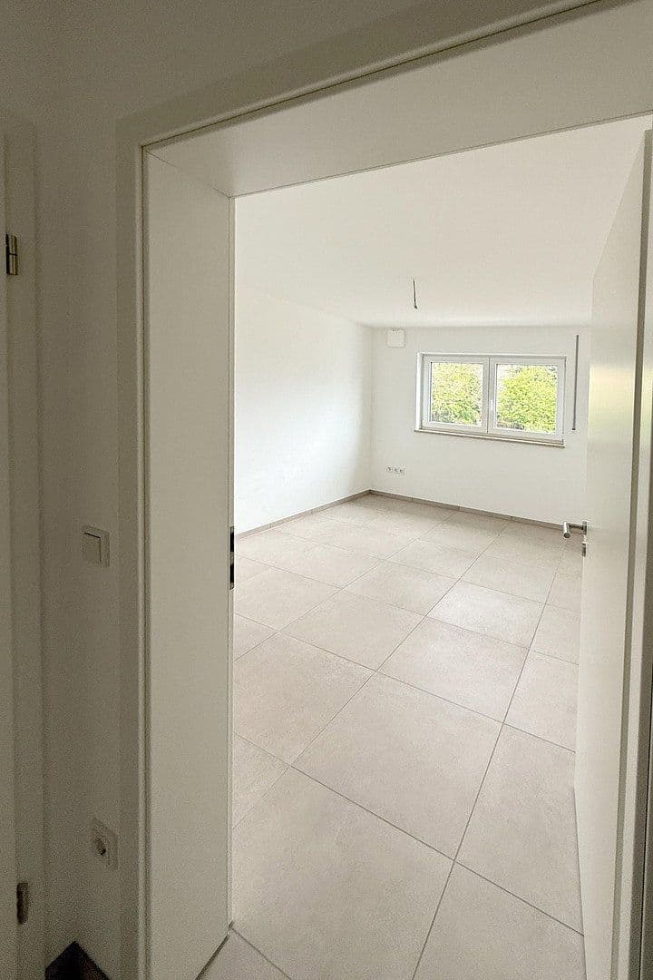 Pronájem bytu 4+1 95 m², An der Schwefelquelle 2, Schwandorf, Bavorsko Pronájem bytu 4+1 95 m², An der Schwefelquelle 2, Schwandorf, Bavorsko