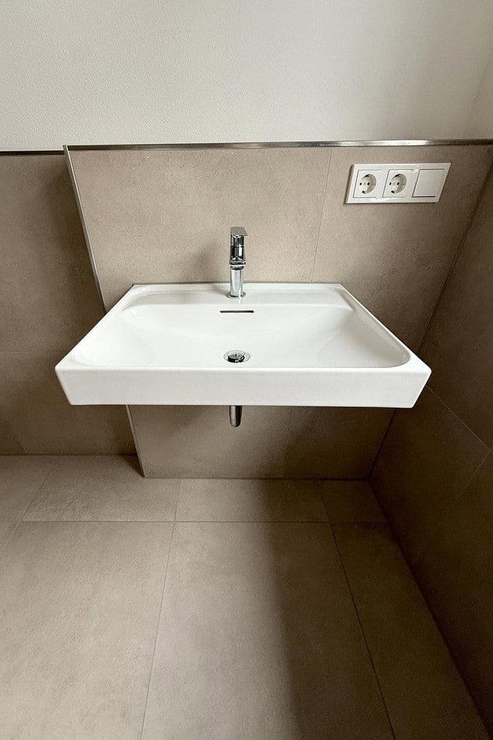 Pronájem bytu 4+1 95 m², An der Schwefelquelle 2, Schwandorf, Bavorsko Pronájem bytu 4+1 95 m², An der Schwefelquelle 2, Schwandorf, Bavorsko