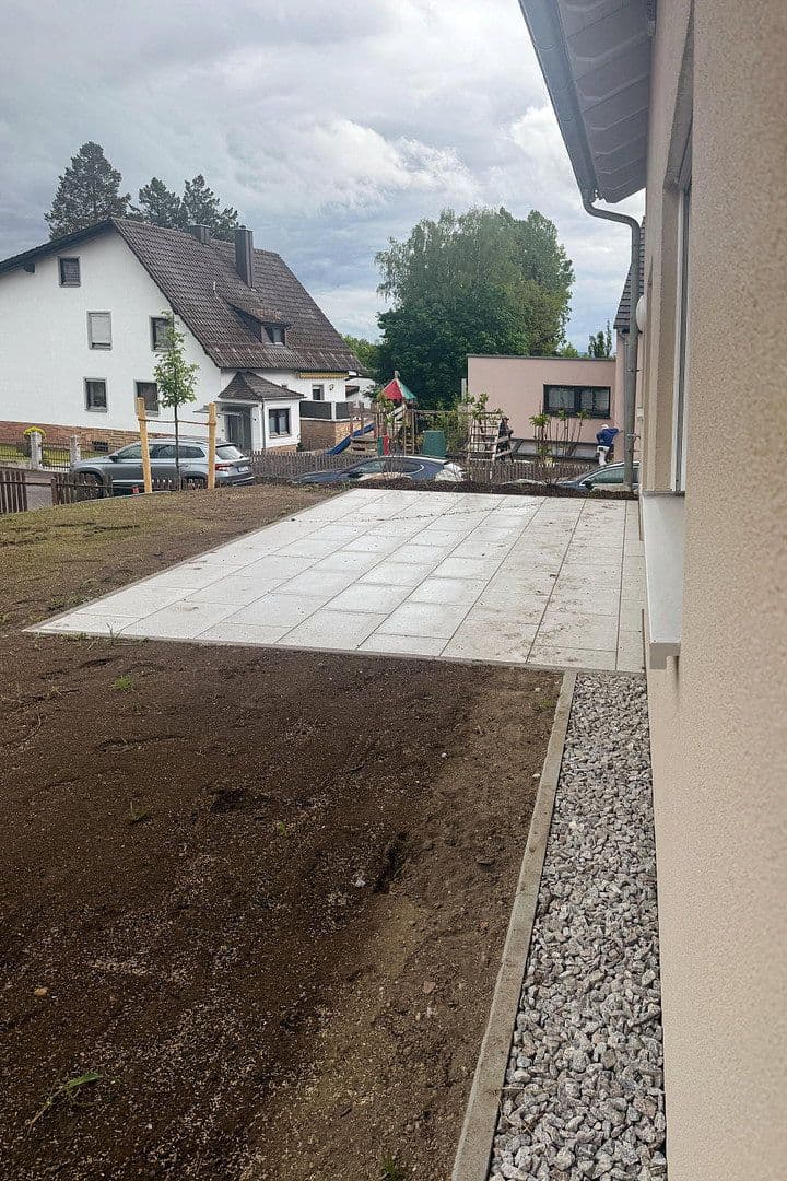 Pronájem bytu 4+1 95 m², An der Schwefelquelle 2, Schwandorf, Bavorsko Pronájem bytu 4+1 95 m², An der Schwefelquelle 2, Schwandorf, Bavorsko
