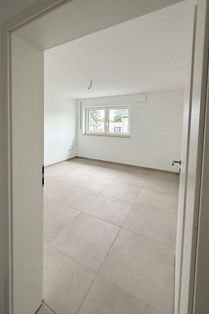 Pronájem bytu 4+1 95 m², An der Schwefelquelle 2, Schwandorf, Bavorsko Pronájem bytu 4+1 95 m², An der Schwefelquelle 2, Schwandorf, Bavorsko
